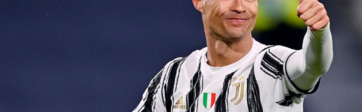  都灵德比火药味十足，主教练赛后指责判罚尺度  