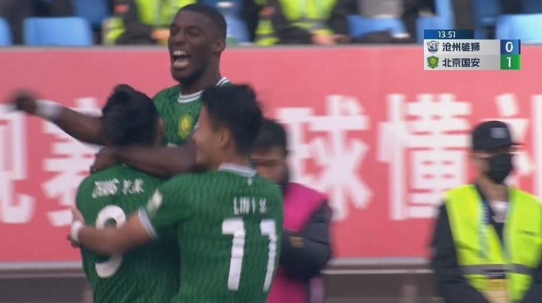  法兰克福锋霸破荒制胜，终结个人三百分钟球荒  